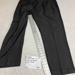 Haggar gray dress pants classic fit Size 38X29. SKU701#formalwear #menswear